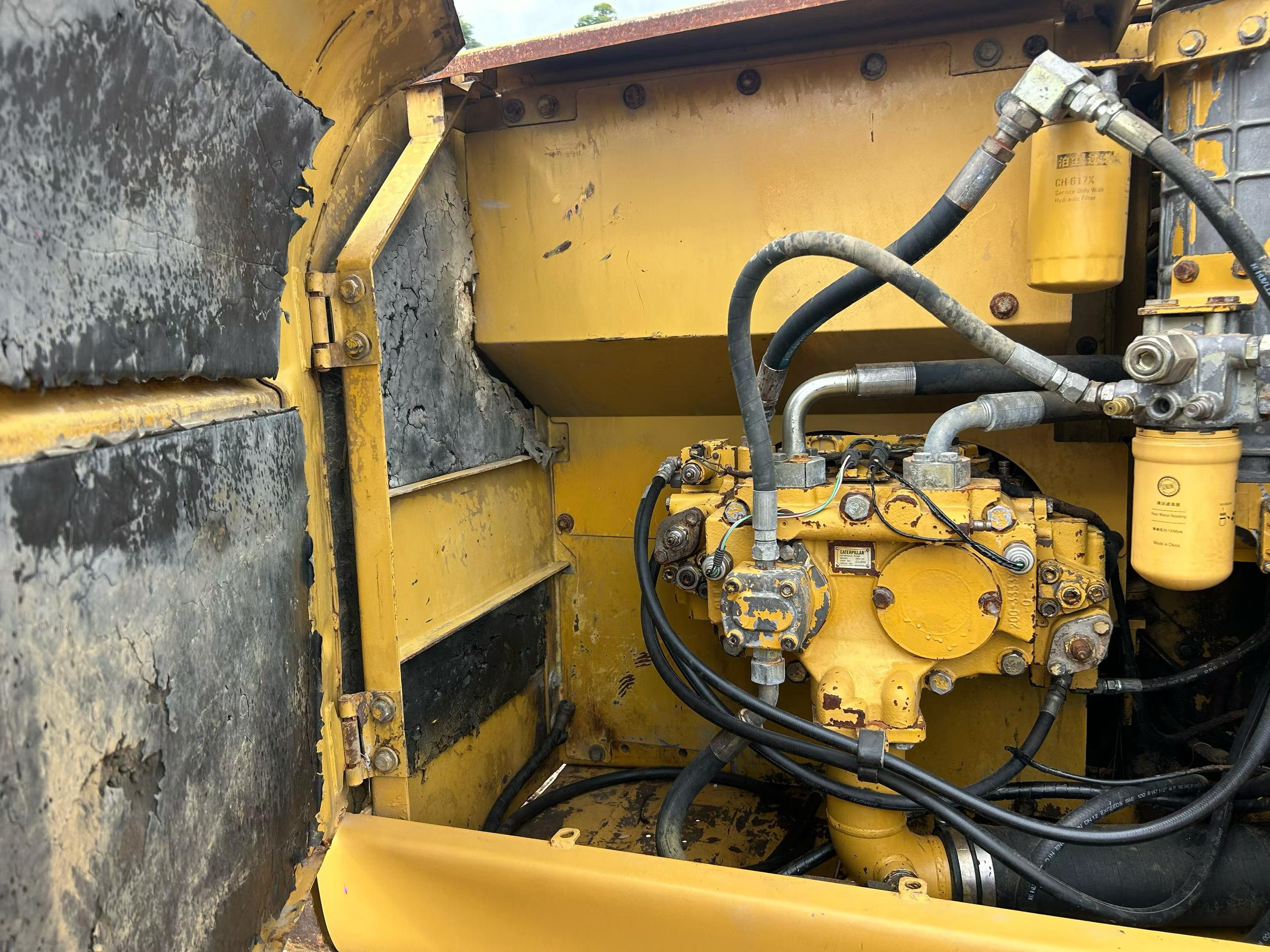 Buy Caterpillar 320C Used Excavator / 4 Buy Caterpillar 320C Used Excavator / 4