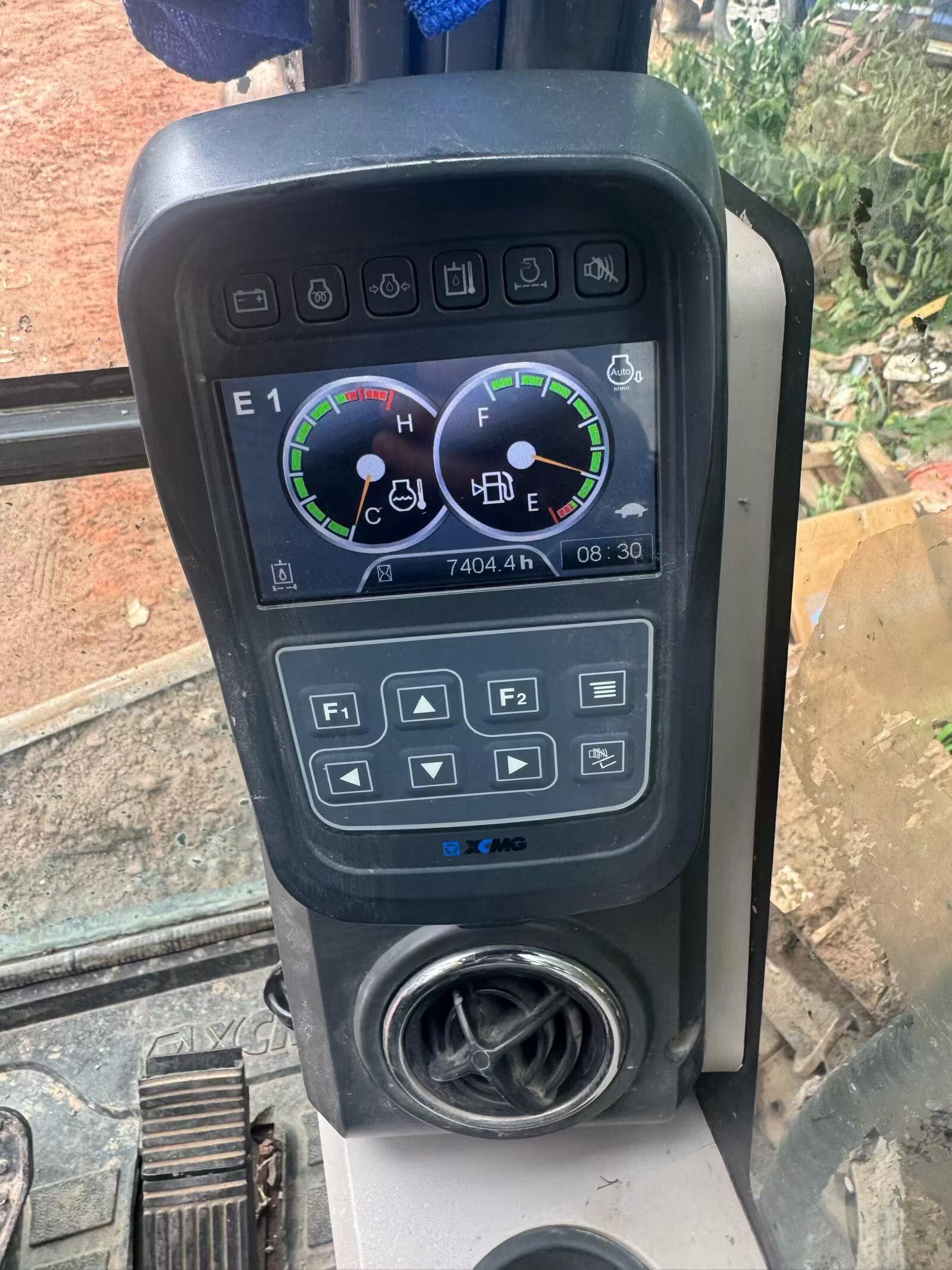 Buy XCMG XE75C Used Excavator / 3 Buy XCMG XE75C Used Excavator / 3