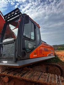 Buy Doosan DX380LC Used Excavator / 2 Buy Doosan DX380LC Used Excavator / 2