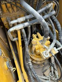 Buy Caterpillar 323D2L Used Excavator / 7 Buy Caterpillar 323D2L Used Excavator / 7