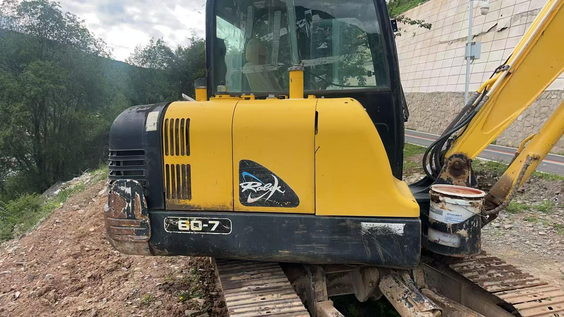 Buy Hyundai HX60 Used Excavator / 5