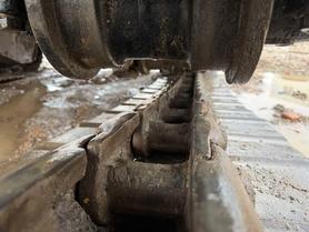 Buy Kato 820-3SP Used Excavator / 5 Buy Kato 820-3SP Used Excavator / 5