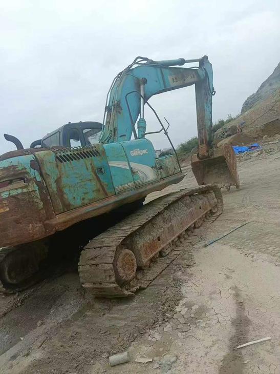 Buy Kobelco SK260 Used Excavator / 1