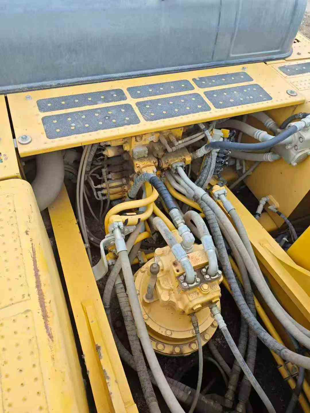 Buy Komatsu PC360-7 Used Excavator / 4
