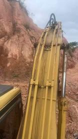 Buy Caterpillar 320B Used Excavator / 4 Buy Caterpillar 320B Used Excavator / 4