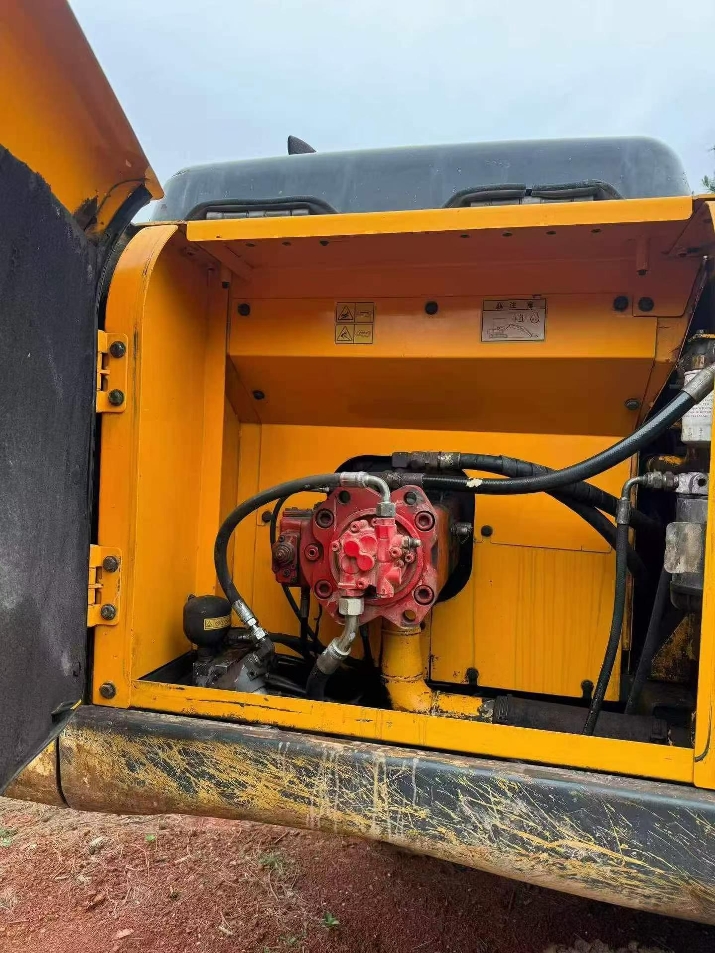 Buy Hyundai R215-7 Used Excavator / 9