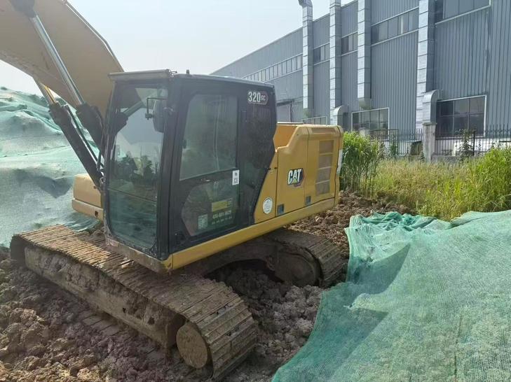 Buy Caterpillar 320GC Used Excavator / 1