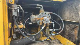 Buy Kato 820-3SP Used Excavator / 7 Buy Kato 820-3SP Used Excavator / 7