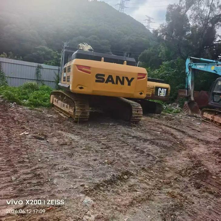 Buy Sany SY550H Used Excavator / 1