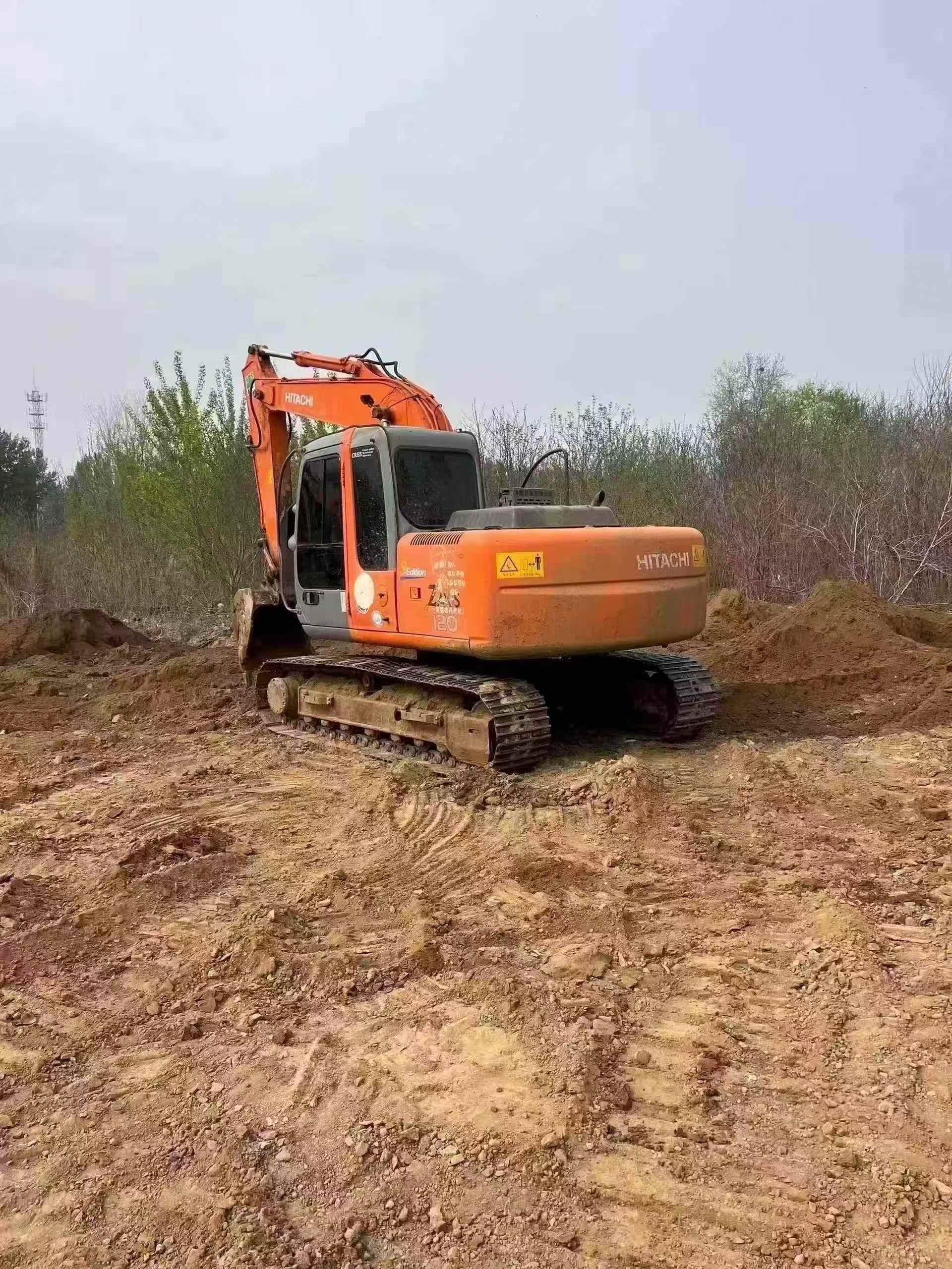 Buy Hitachi EX120-6 Used Excavator / 3