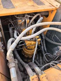 Buy Hyundai R215VS Used Excavator / 4 Buy Hyundai R215VS Used Excavator / 4