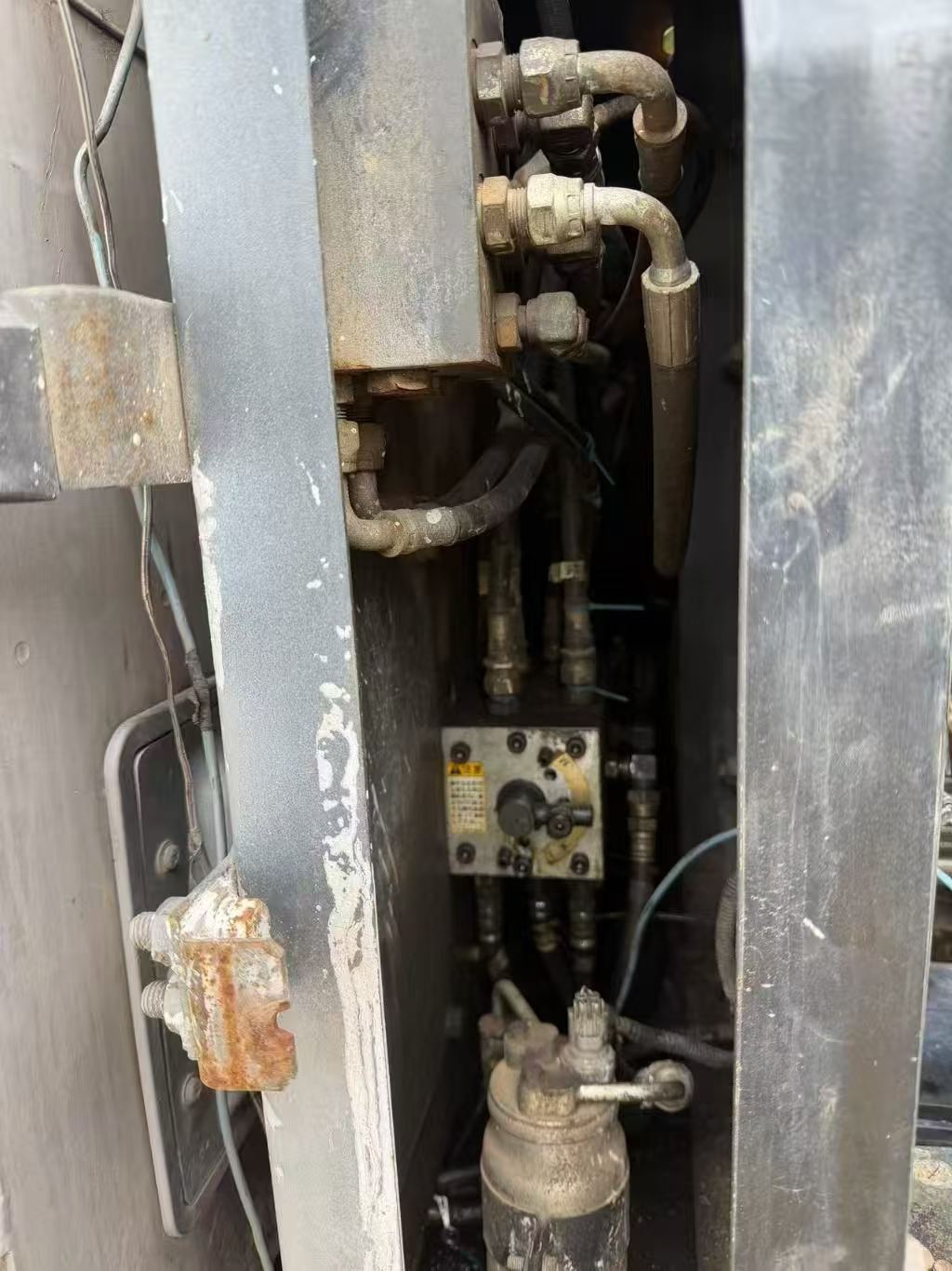 Buy Sumitomo SH120 Used Excavator / 3