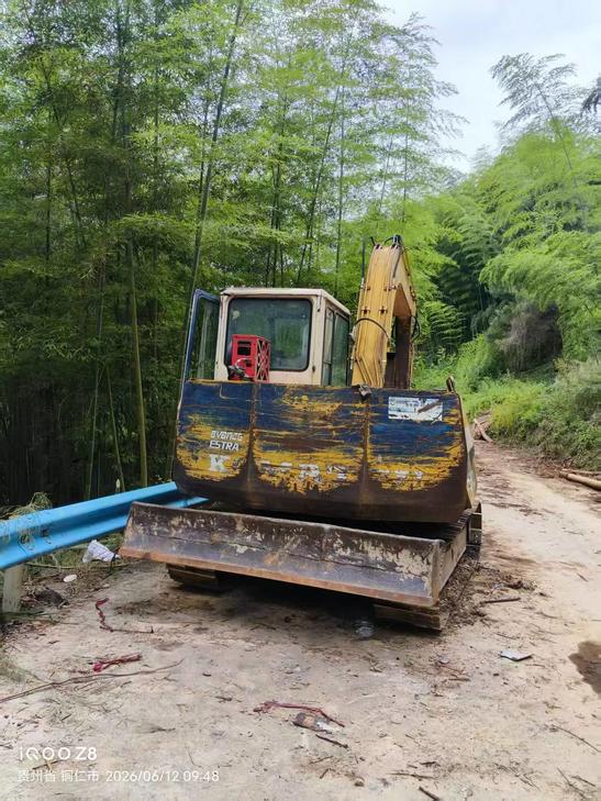 Buy Komatsu PC60-6 Used Excavator / 1