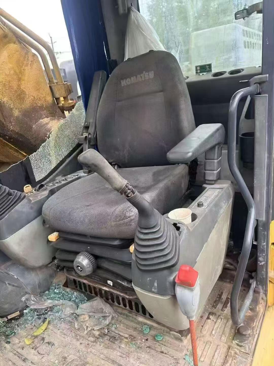 Buy Komatsu PC450-8 Used Excavator / 1