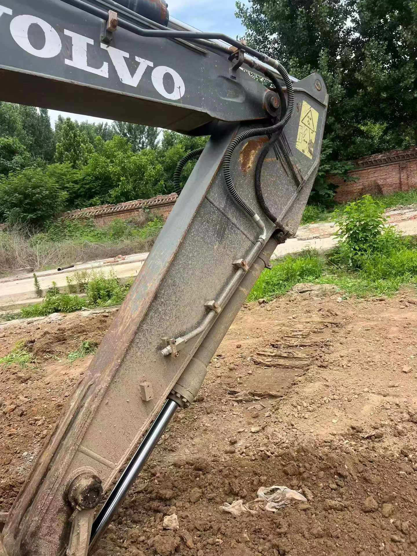 Buy Volvo EC140 Used Excavator / 4