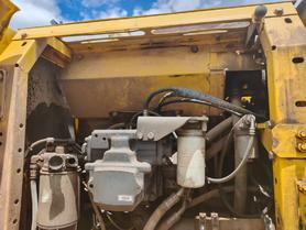 Buy Komatsu PC240-6 Used Excavator / 2 Buy Komatsu PC240-6 Used Excavator / 2