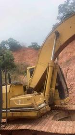 Buy Caterpillar 320B Used Excavator / 5 Buy Caterpillar 320B Used Excavator / 5
