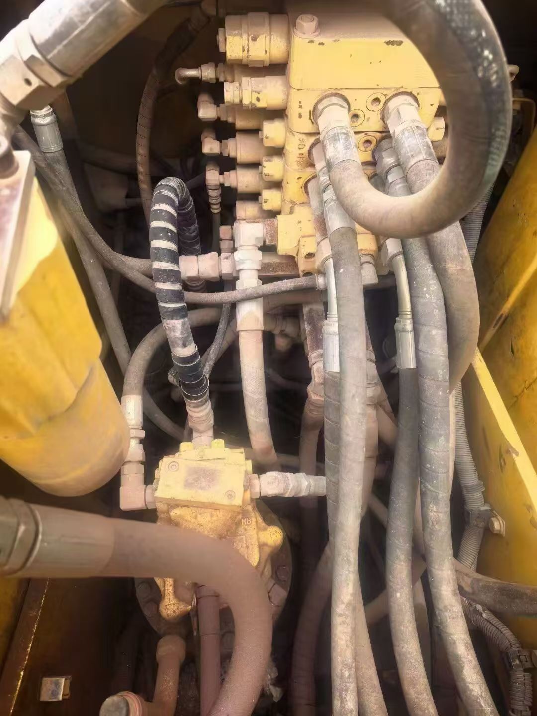 Buy Komatsu PC130-8 Used Excavator / 5 Buy Komatsu PC130-8 Used Excavator / 5