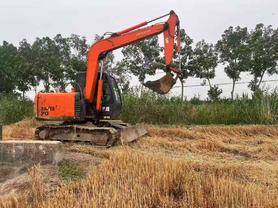 Buy Hitachi ZX70-5G Used Excavator / 2 Buy Hitachi ZX70-5G Used Excavator / 2