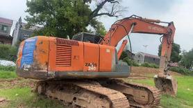 Buy Hitachi EX200-3 Used Excavator / 2 Buy Hitachi EX200-3 Used Excavator / 2