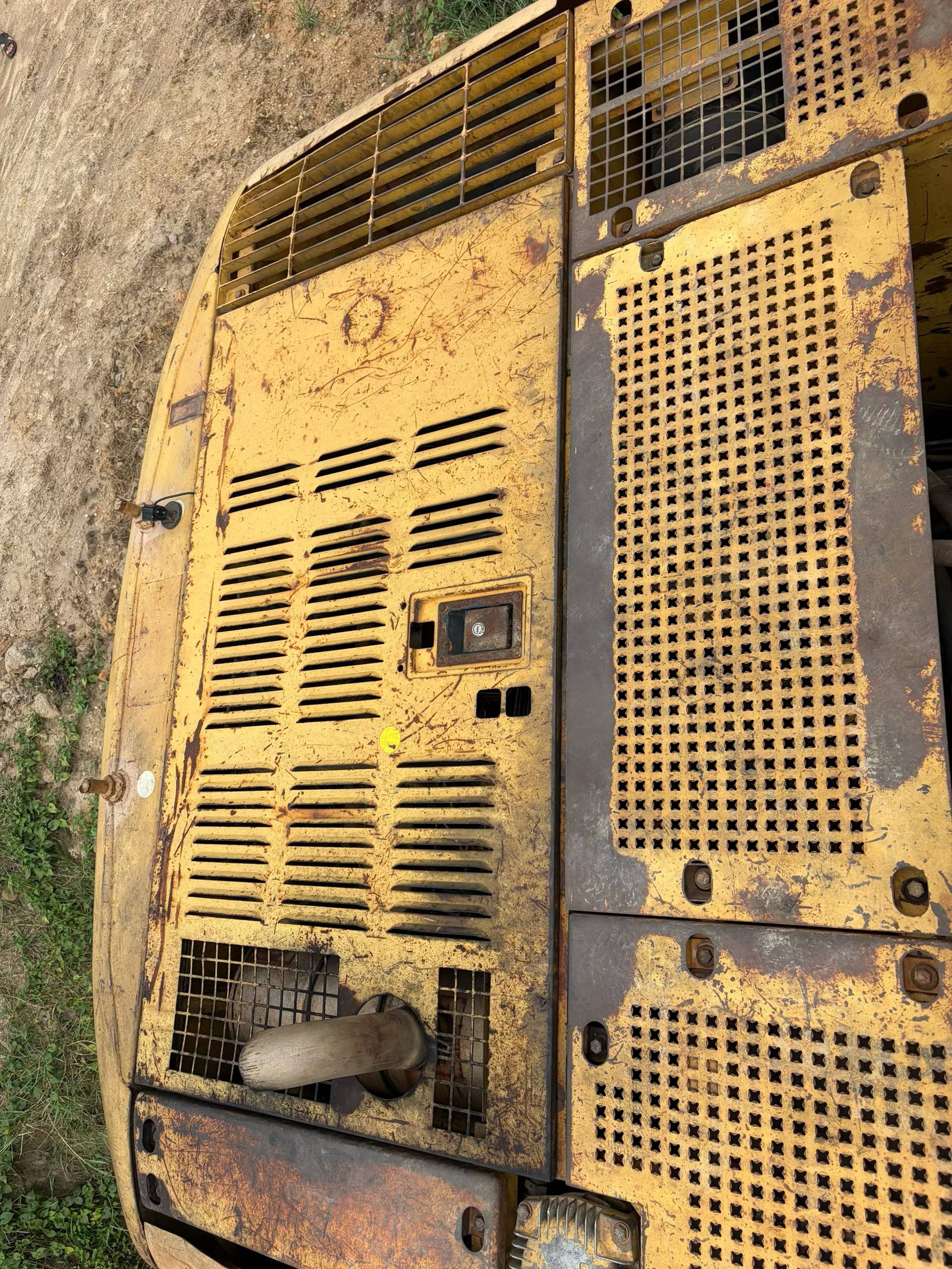 Buy Caterpillar 320C Used Excavator / 4