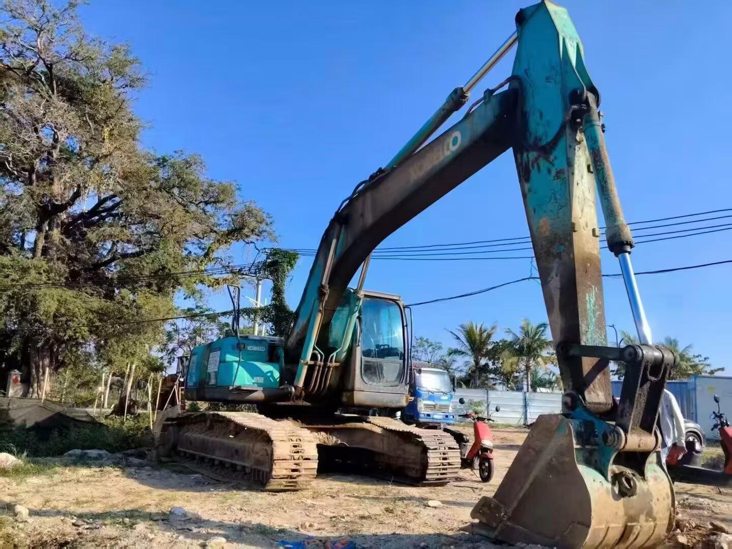 Buy Kobelco SK210 Used Excavator / 2 Buy Kobelco SK210 Used Excavator / 2
