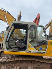 Buy Kato 820-3SP Used Excavator / 5 Buy Kato 820-3SP Used Excavator / 5