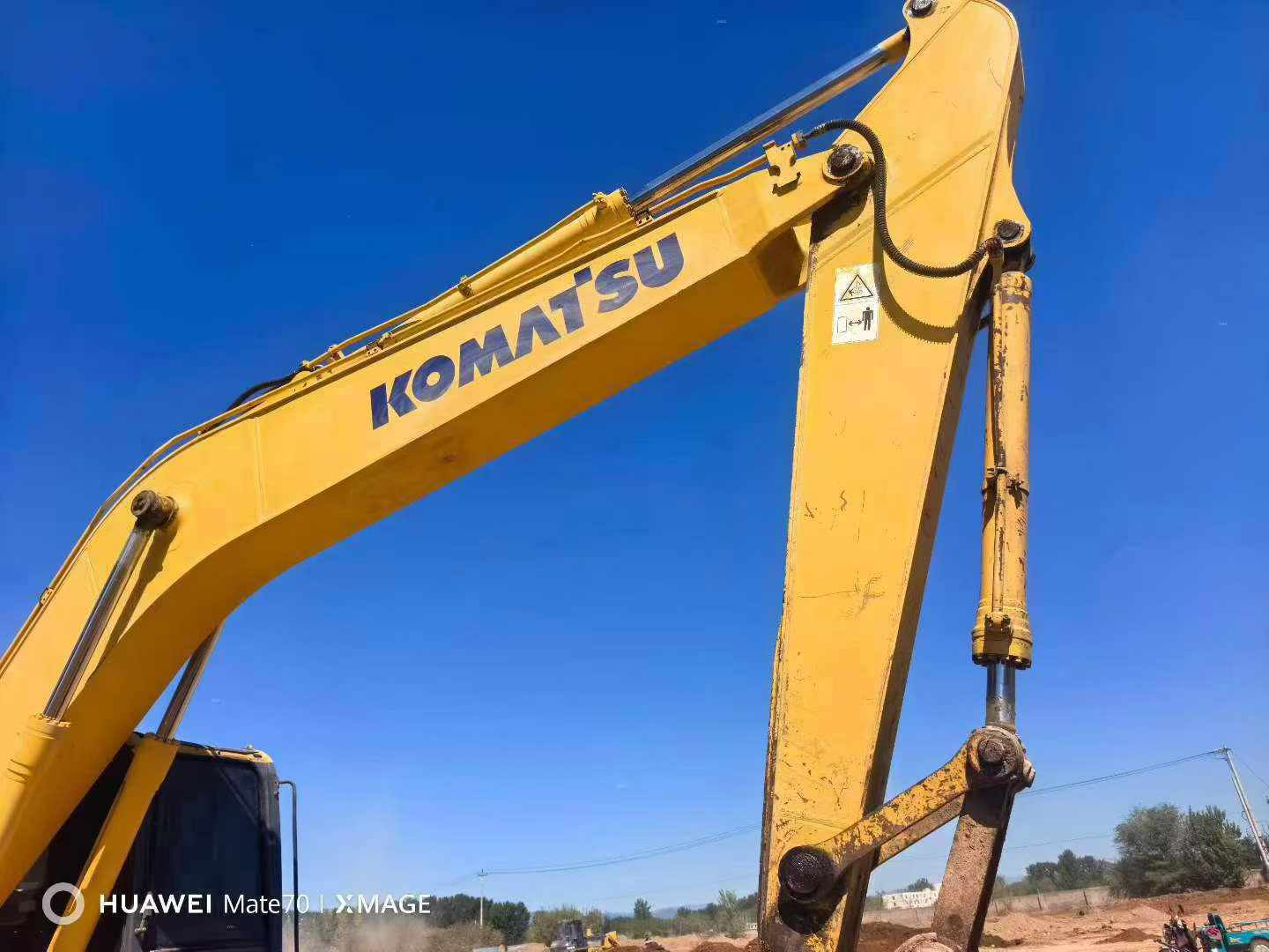 Buy Komatsu PC200 Used Excavator / 7 Buy Komatsu PC200 Used Excavator / 7