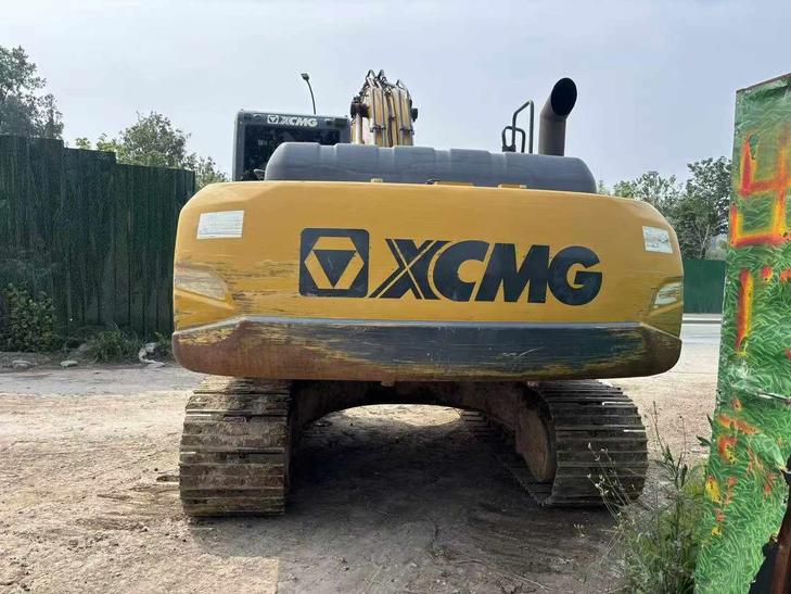 Buy XCMG XE200 Used Excavator / 1