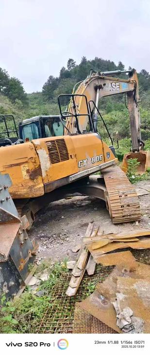 Buy Case CX260C Used Excavator / 1