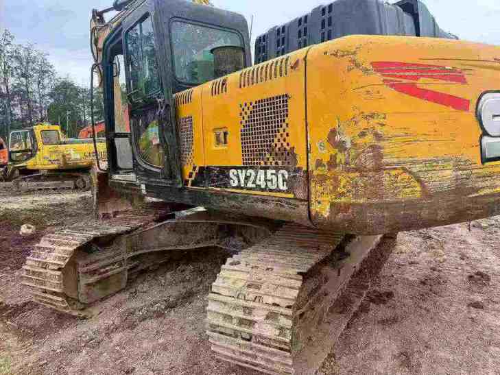 Buy Sany SY205C Used Excavator / 1