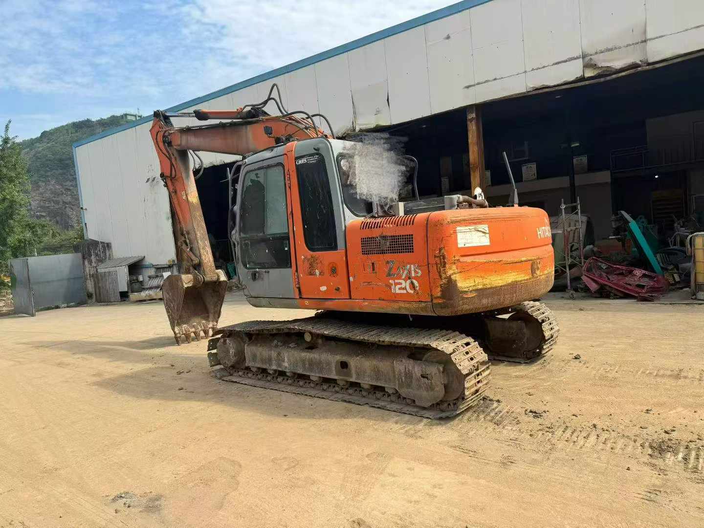Buy Hitachi EX120-6 Used Excavator / 2 Buy Hitachi EX120-6 Used Excavator / 2
