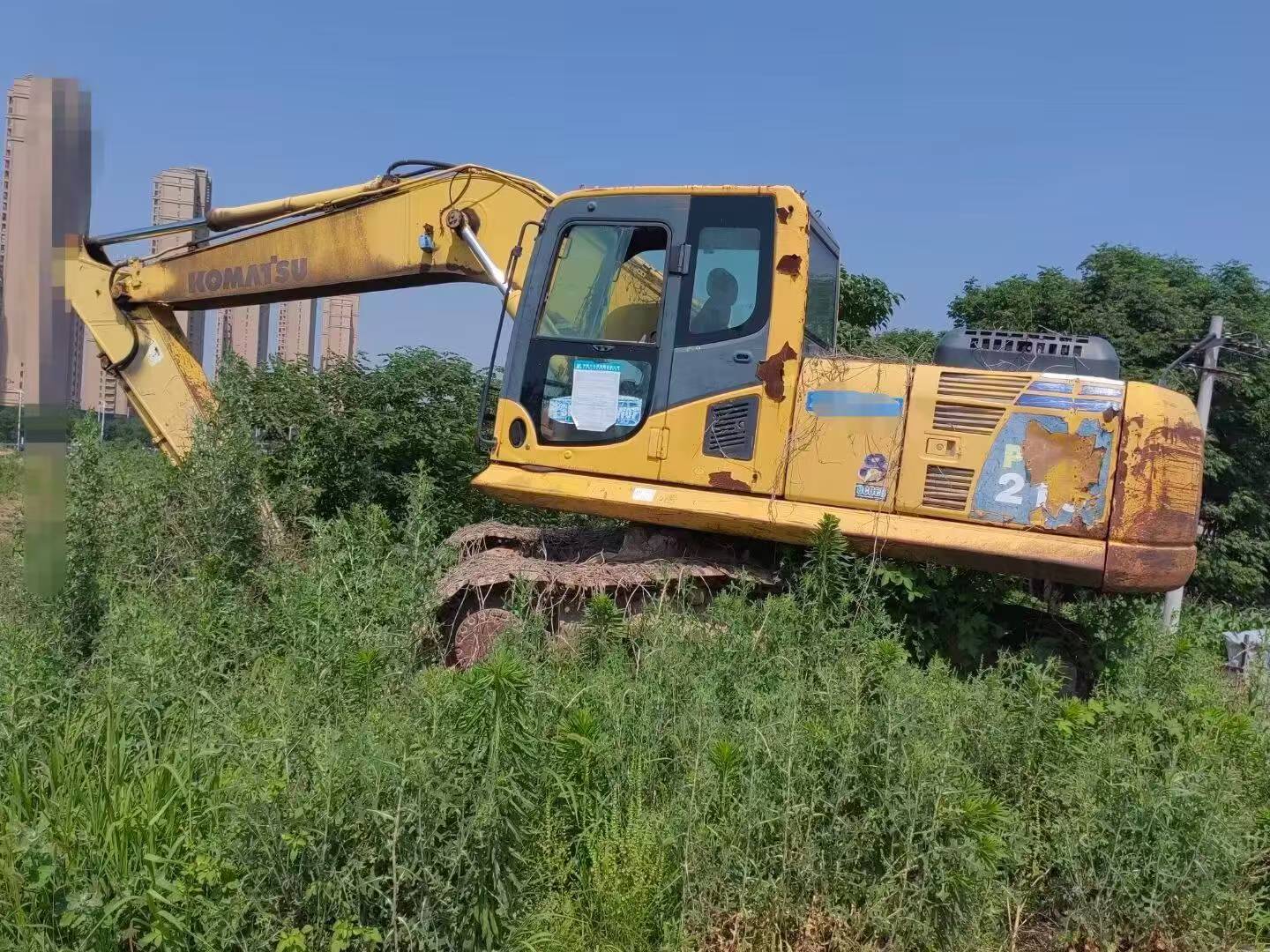 Buy Komatsu PC210 Used Excavator / 9 Buy Komatsu PC210 Used Excavator / 9