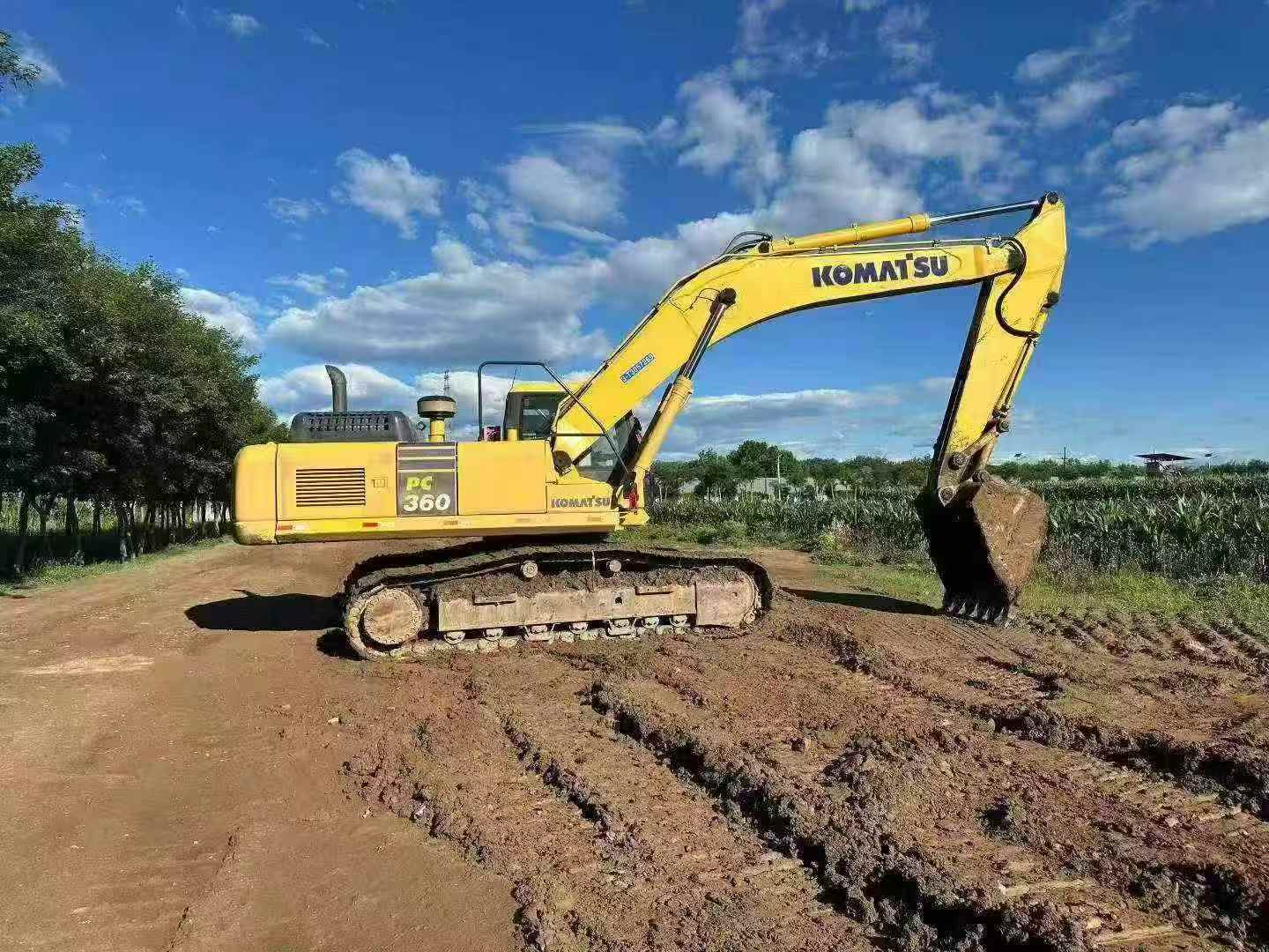 Buy Komatsu PC360-7 Used Excavator / 2