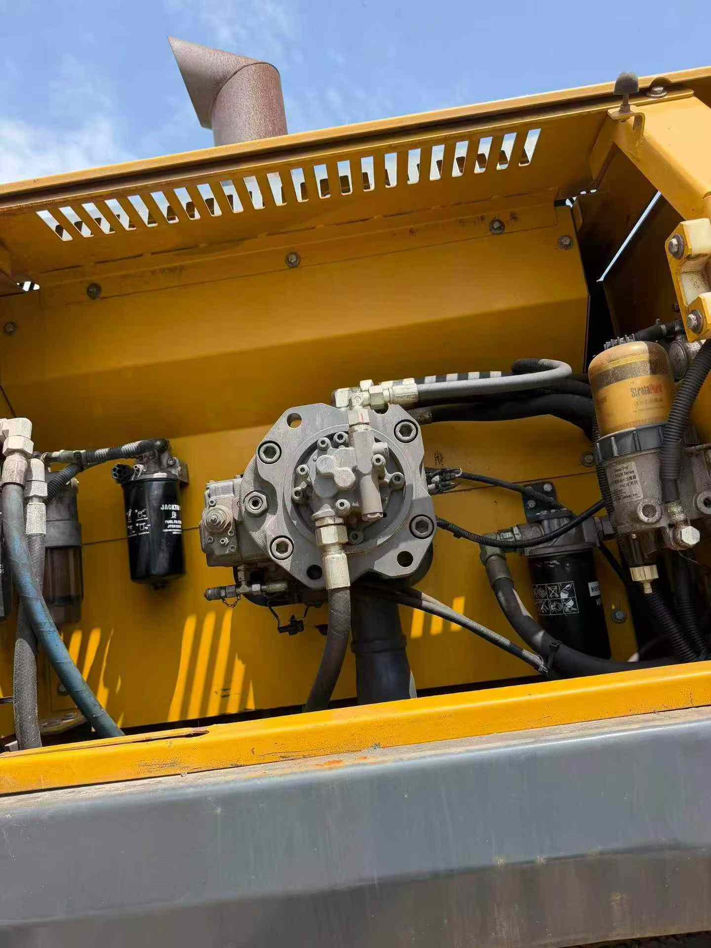 Buy XCMG XE370 Used Excavator / 2