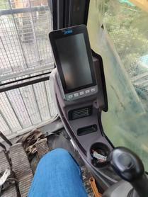 Buy XCMG XE750D Used Excavator / 8 Buy XCMG XE750D Used Excavator / 8