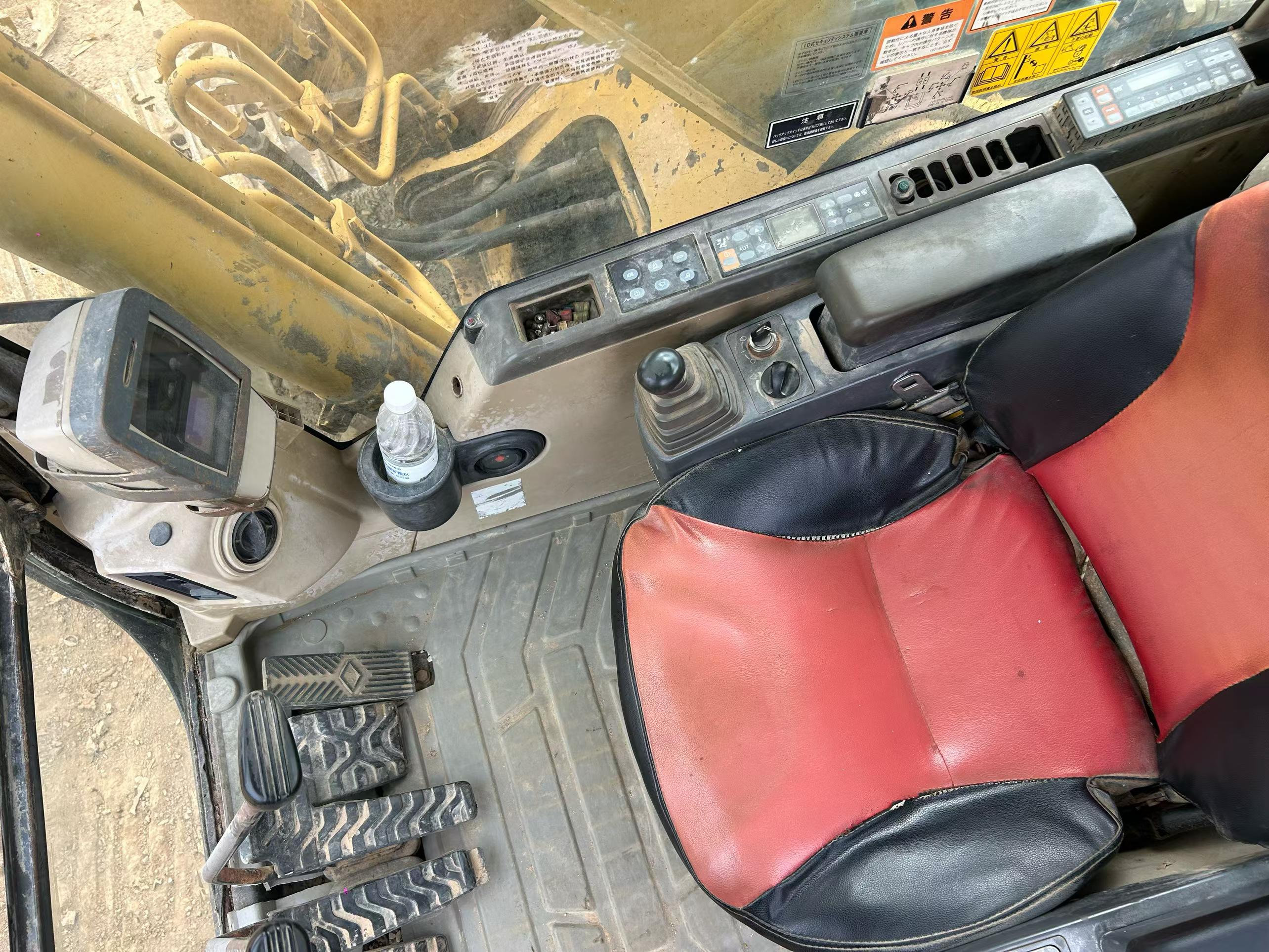 Buy Caterpillar 320C Used Excavator / 3 Buy Caterpillar 320C Used Excavator / 3
