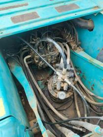 Buy Kobelco SK200-2 Used Excavator / 4 Buy Kobelco SK200-2 Used Excavator / 4