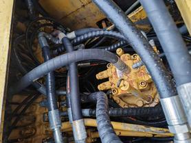 Buy Caterpillar 320D Used Excavator / 4 Buy Caterpillar 320D Used Excavator / 4