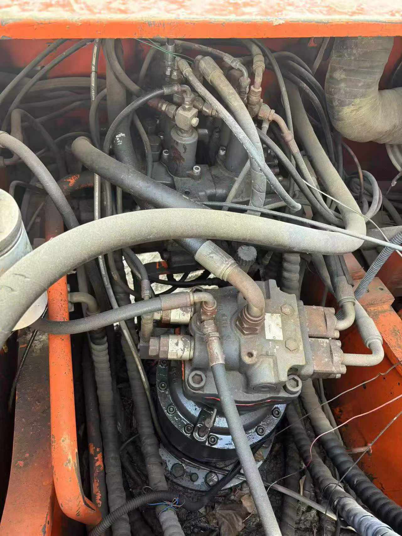 Buy Doosan DH220-3 Used Excavator / 7 Buy Doosan DH220-3 Used Excavator / 7