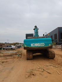 Buy Kobelco SK200-2 Used Excavator / 2 Buy Kobelco SK200-2 Used Excavator / 2