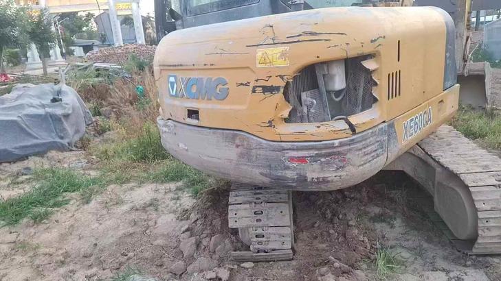 Buy XCMG XE60 Used Excavator / 1