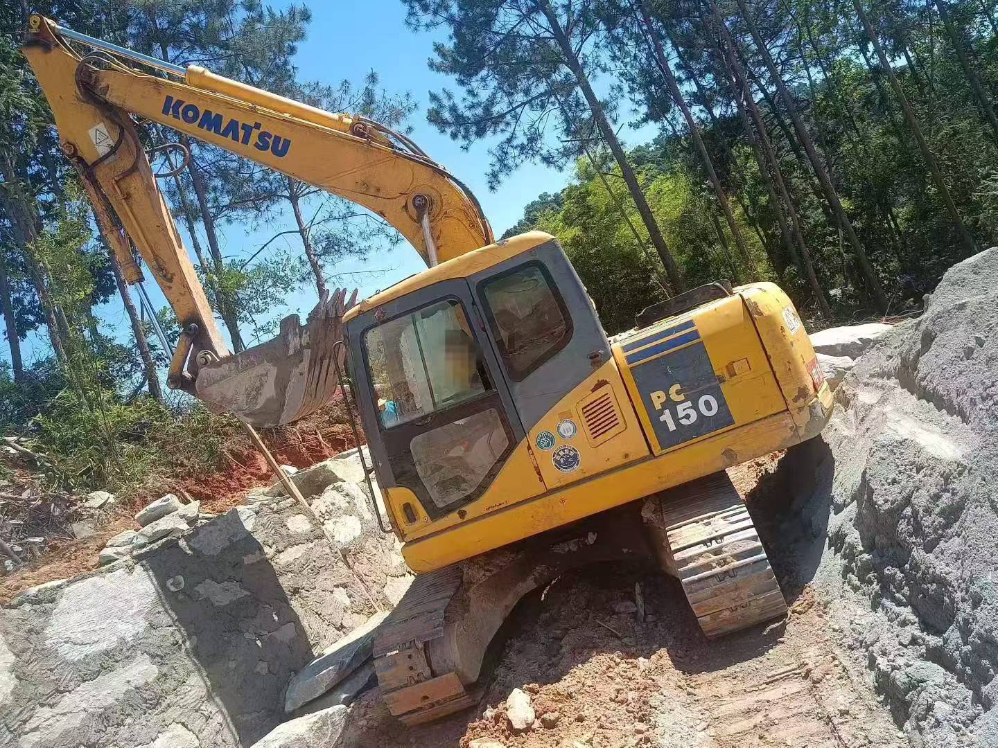 Buy Komatsu PC130 Used Excavator / 1