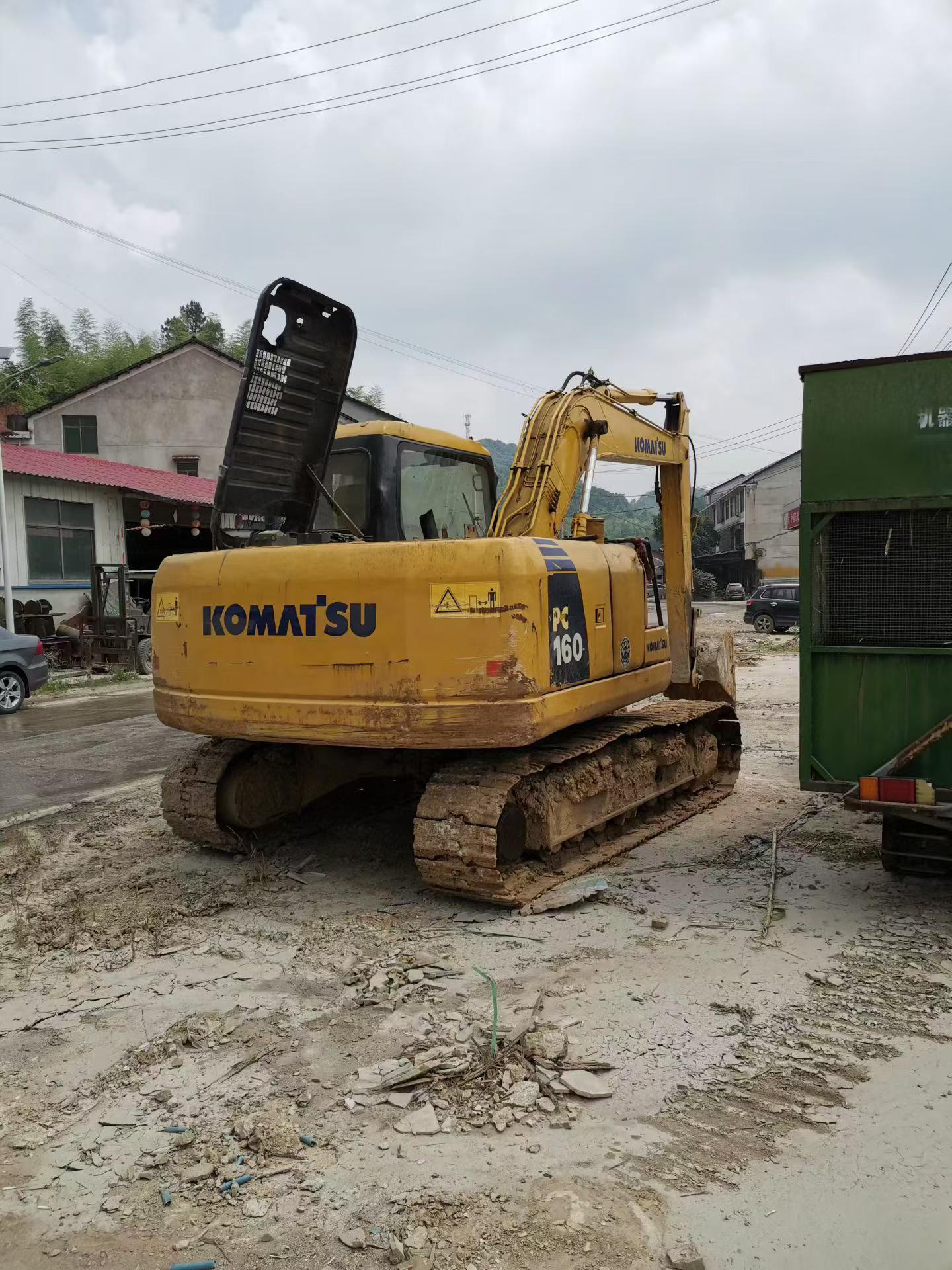 Buy Komatsu PC130-7 Used Excavator / 2 Buy Komatsu PC130-7 Used Excavator / 2