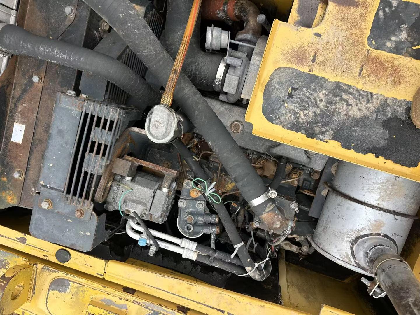 Buy Komatsu PC130-7 Used Excavator / 8