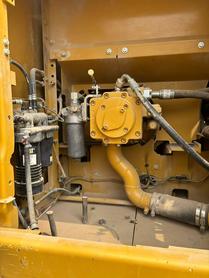 Buy Caterpillar 323 Used Excavator / 8 Buy Caterpillar 323 Used Excavator / 8