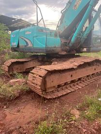 Buy Kobelco SK200-2 Used Excavator / 2 Buy Kobelco SK200-2 Used Excavator / 2