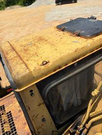 Buy Caterpillar 320V2 Used Excavator / 6 Buy Caterpillar 320V2 Used Excavator / 6