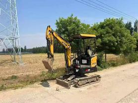 Buy Sany SY16C Used Excavator / 3 Buy Sany SY16C Used Excavator / 3
