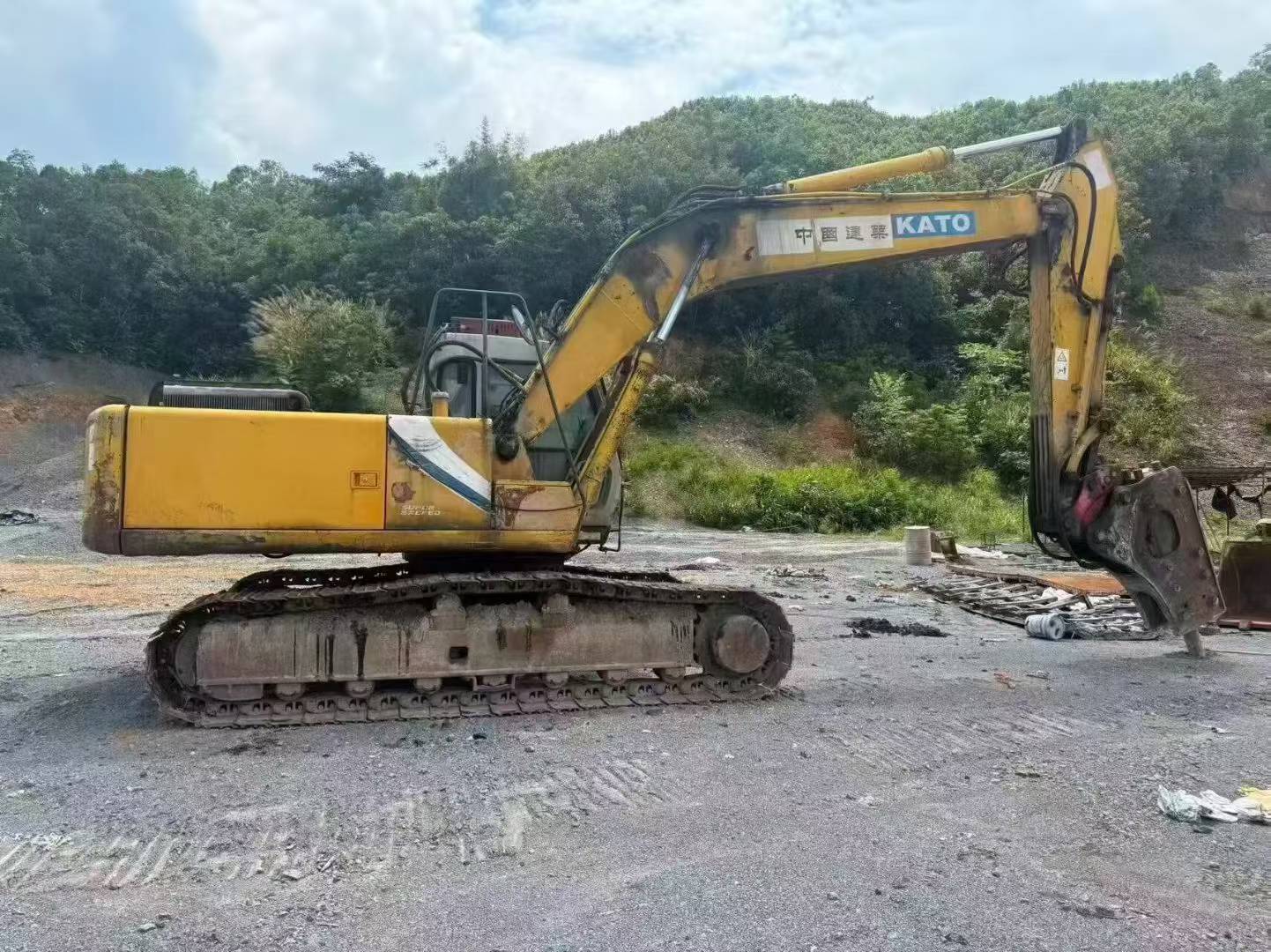 Buy Kato HD820 Used Excavator / 3